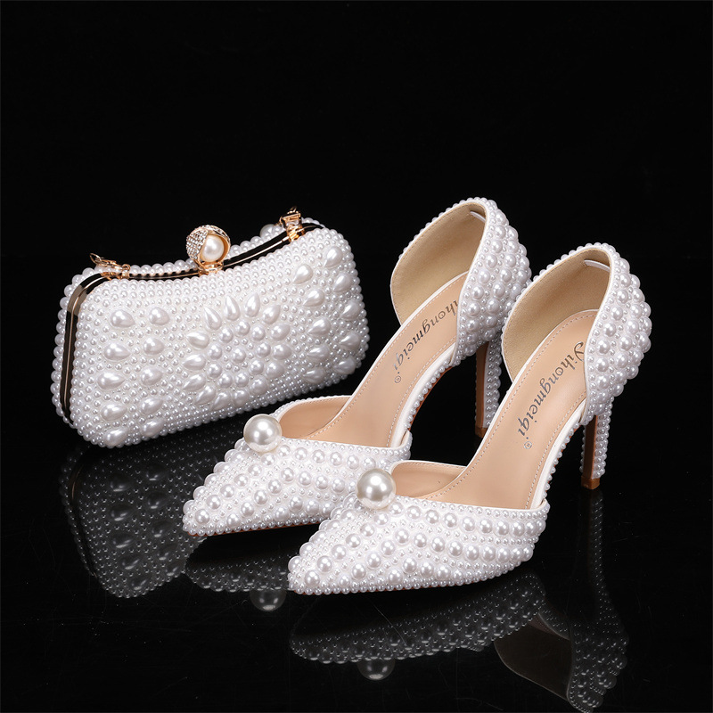 Taschen- und Schuh-Set für Dam – Wedding Vendor Bewertung und Preis